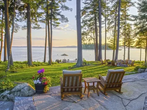64 Sunset Chimneys Road Raymond ME 04071