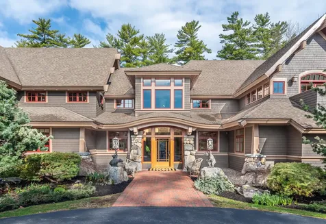 64 Sunset Chimneys Road Raymond ME 04071