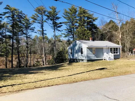 27 Pierce Avenue Portland ME 04102
