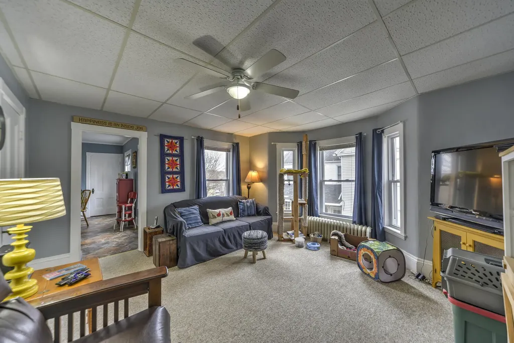 21 Crosby Street Augusta ME 04330