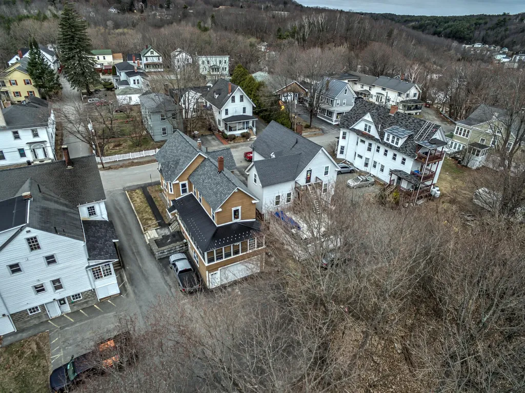 21 Crosby Street Augusta ME 04330