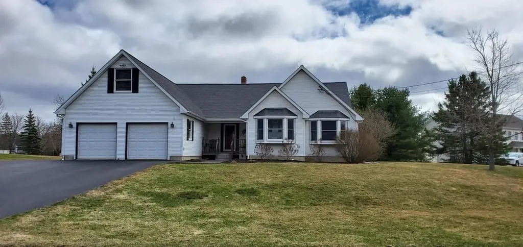 80 Main Trail Hampden ME 04444
