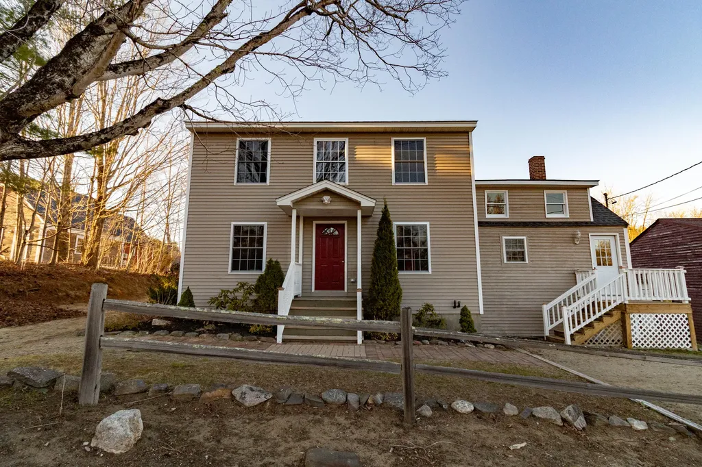 553 Route 135 Monmouth ME 04259