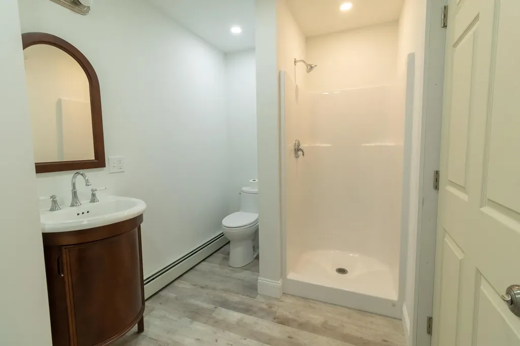 553 Route 135 Monmouth ME 04259