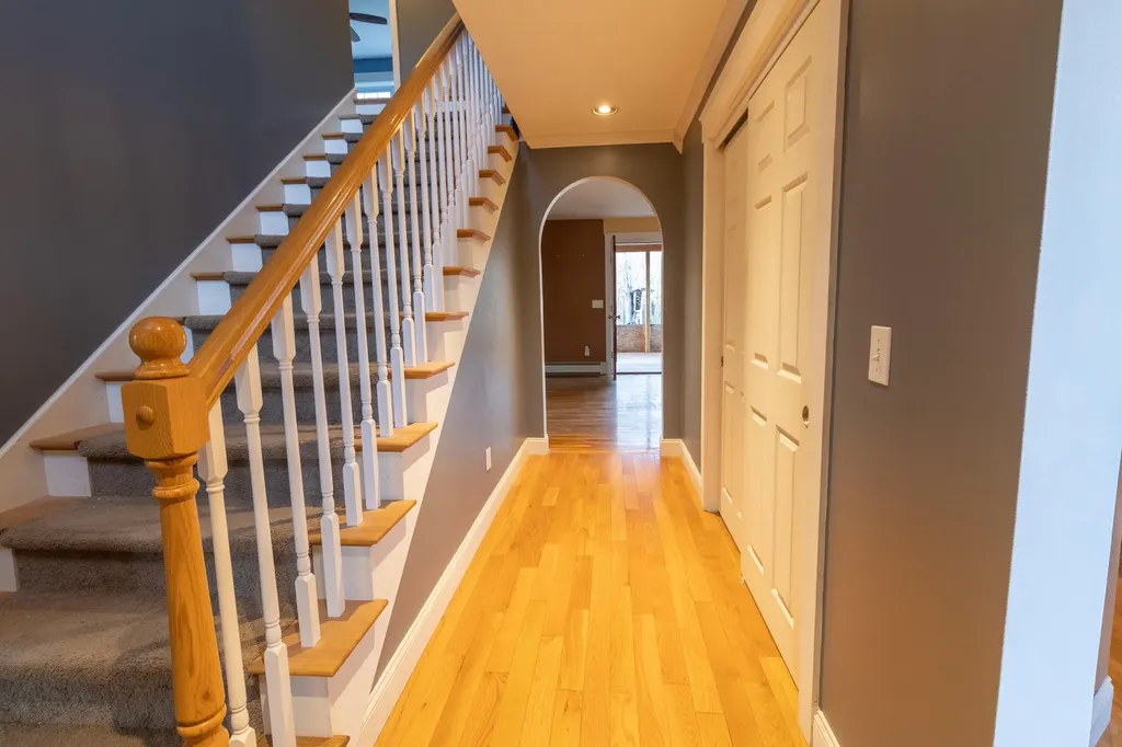 553 Route 135 Monmouth ME 04259
