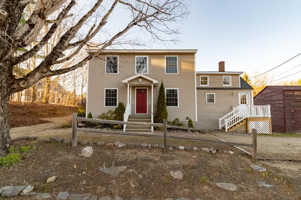 553 Route 135 Monmouth ME 04259