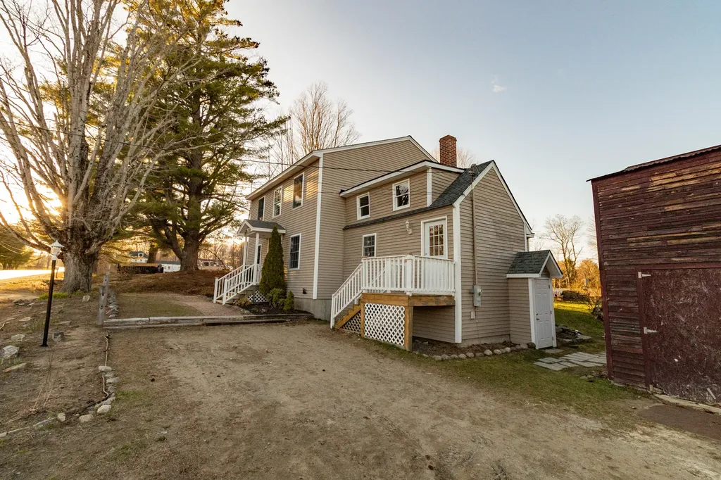 553 Route 135 Monmouth ME 04259