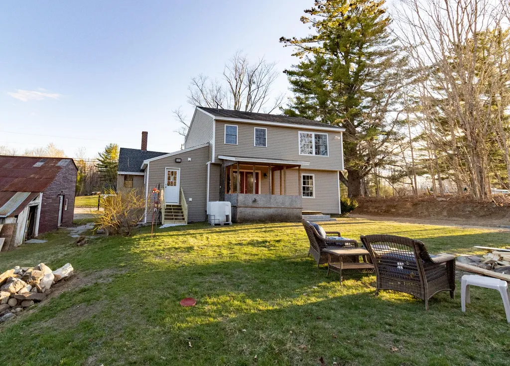 553 Route 135 Monmouth ME 04259