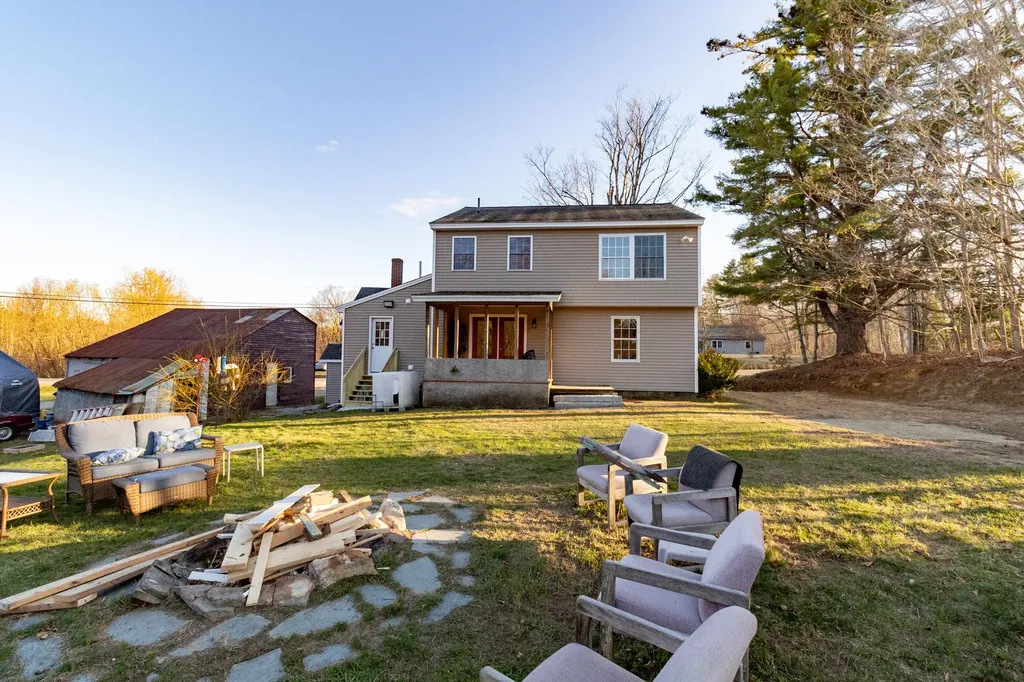 553 Route 135 Monmouth ME 04259