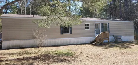 37 Monarch Drive Augusta ME 04330