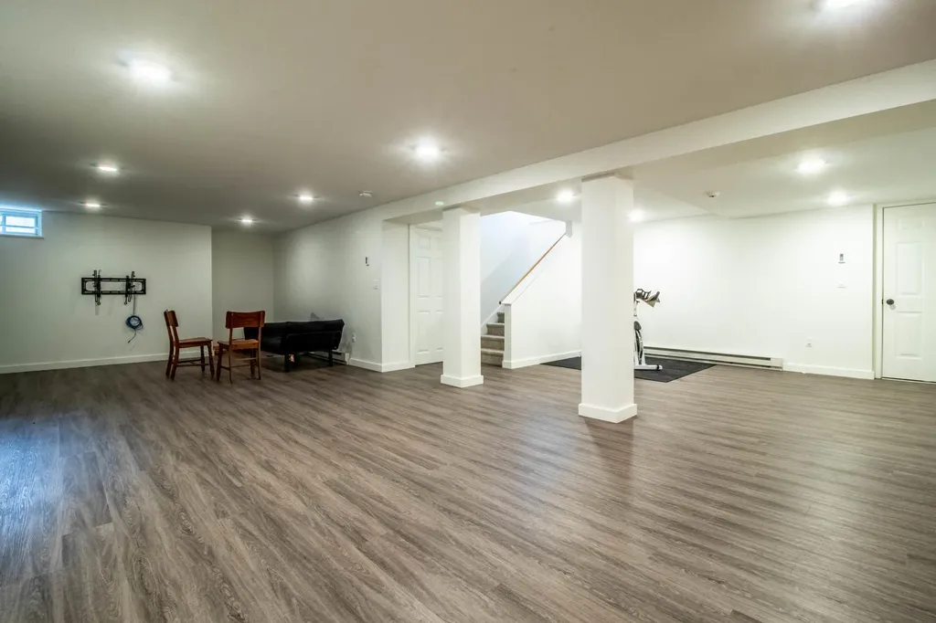 765 College Street Lewiston ME 04240
