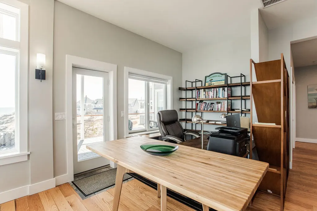 19 Fort Hill Avenue York ME 03909