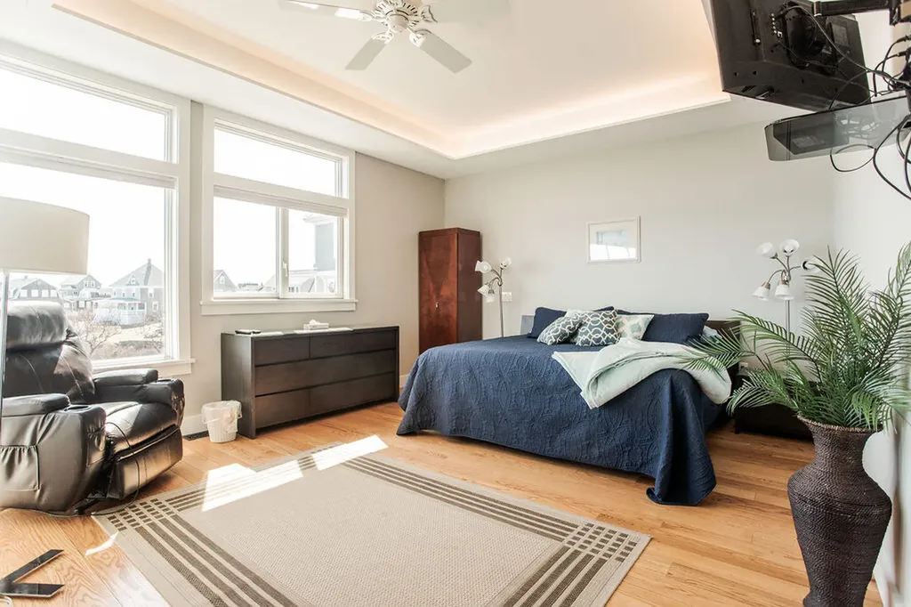 19 Fort Hill Avenue York ME 03909