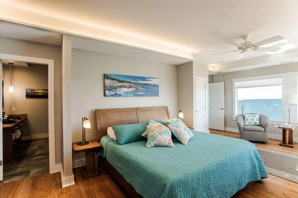 19 Fort Hill Avenue York ME 03909