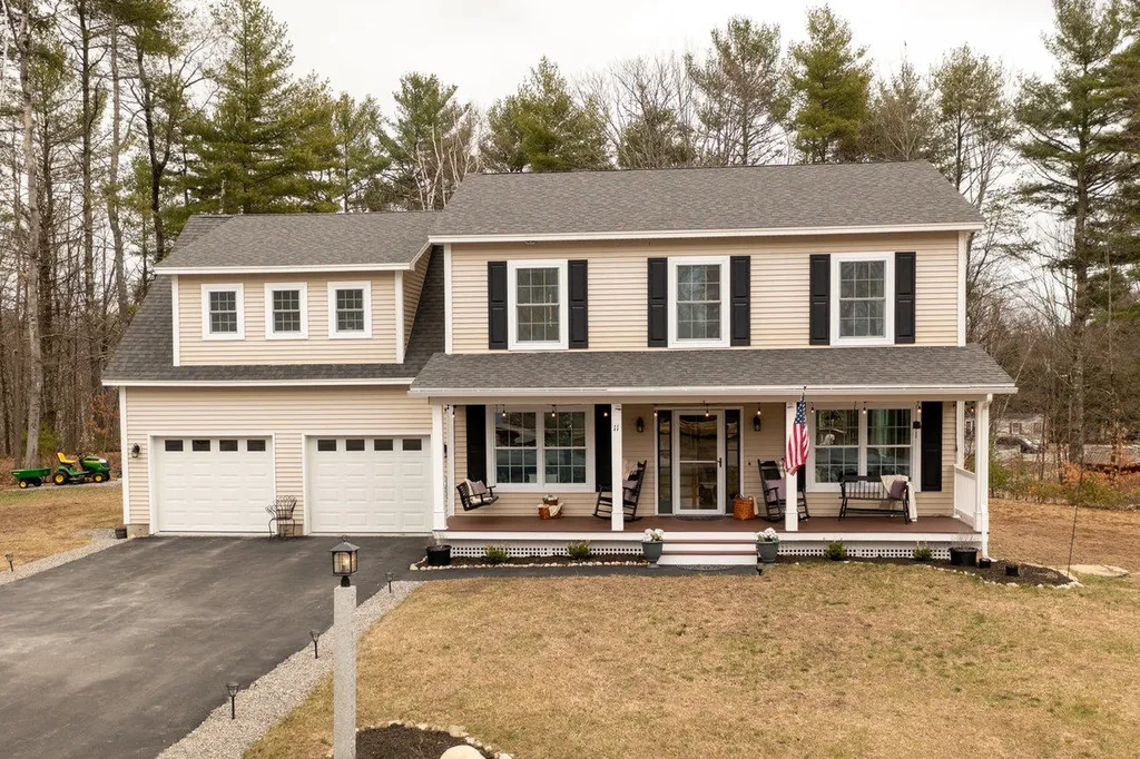 11 Maverick Lane Windham ME 04062