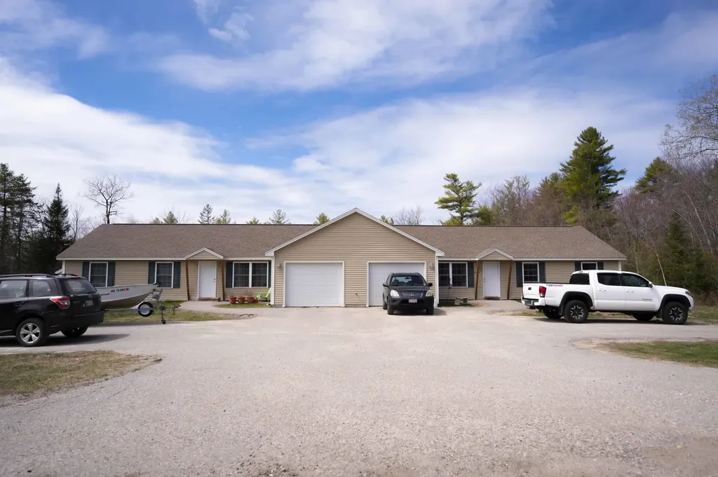 30 Rivers Edge Road Gray ME 04039