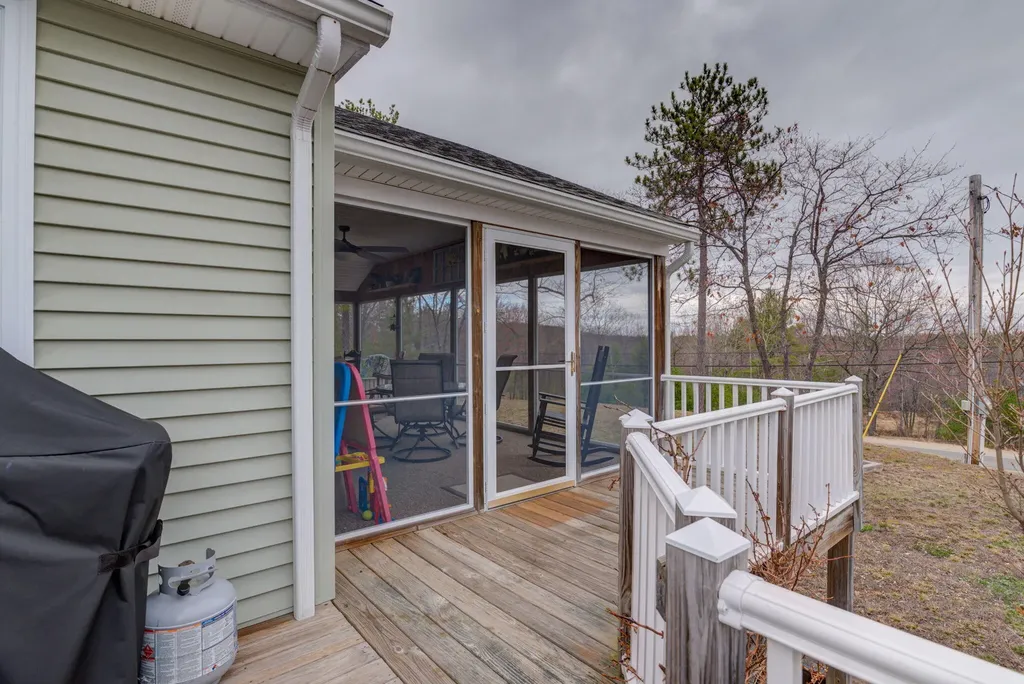 44 Bridge Street Newfield ME 04095