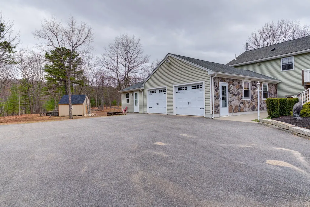 44 Bridge Street Newfield ME 04095