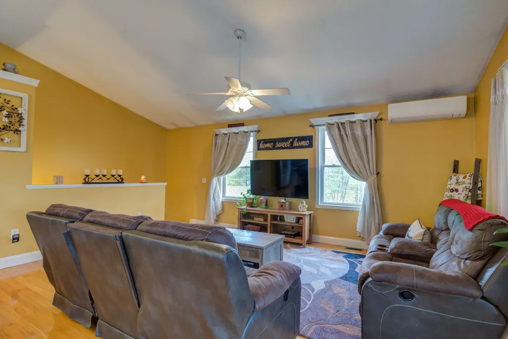 44 Bridge Street Newfield ME 04095
