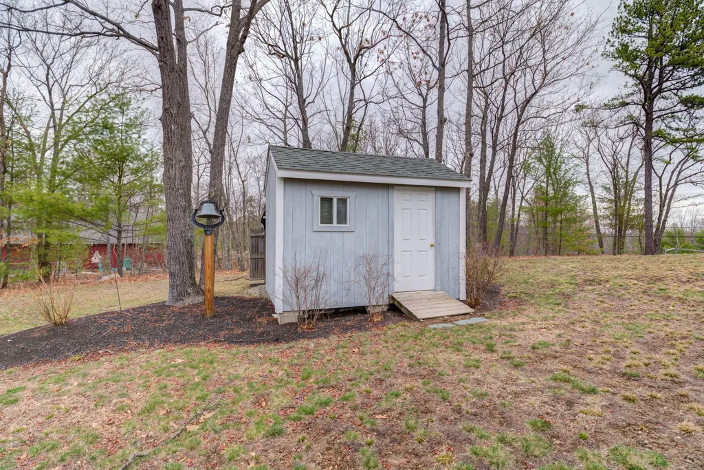 44 Bridge Street Newfield ME 04095