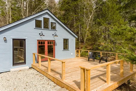 465 Barters Island Road Boothbay ME 04537