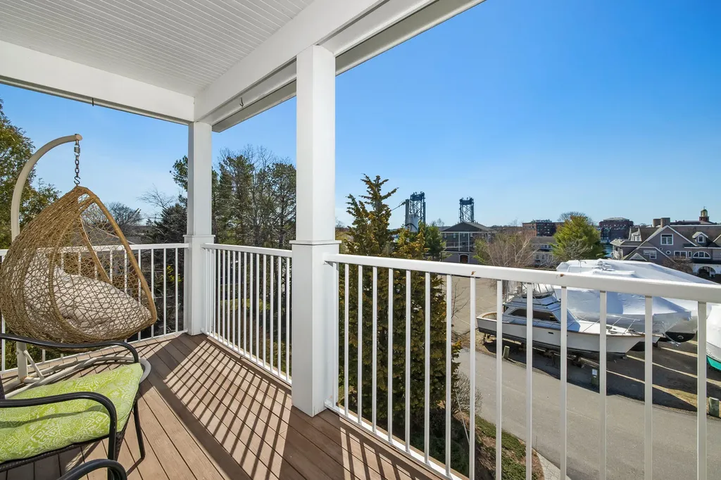 32 Badgers Island West Island W Kittery ME 03904
