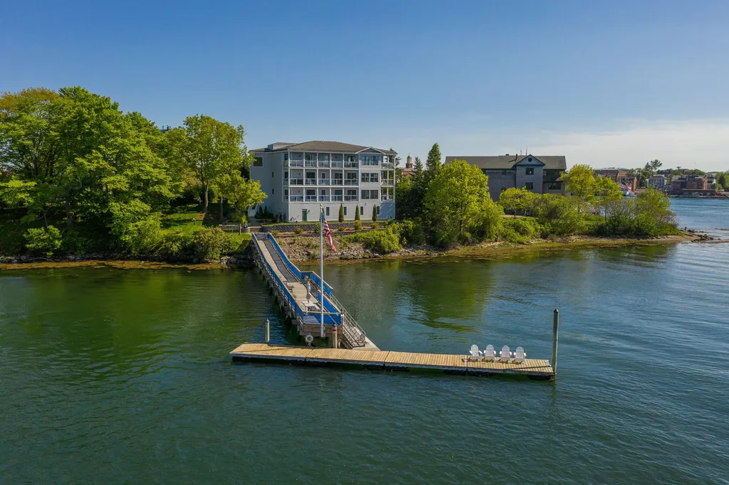 32 Badgers Island West Island W Kittery ME 03904