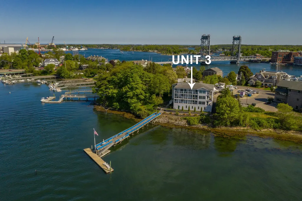 32 Badgers Island West Island W Kittery ME 03904