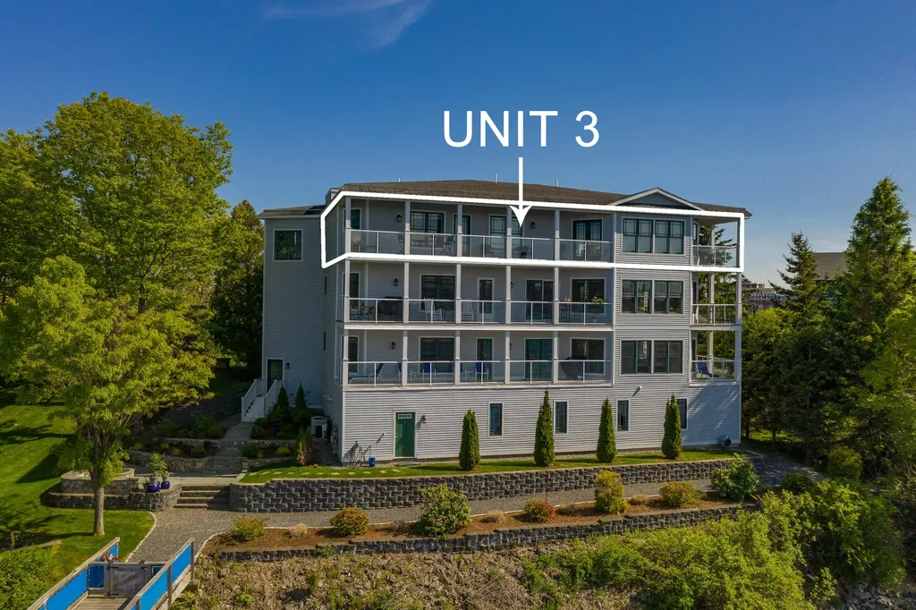 32 Badgers Island West Island W Kittery ME 03904