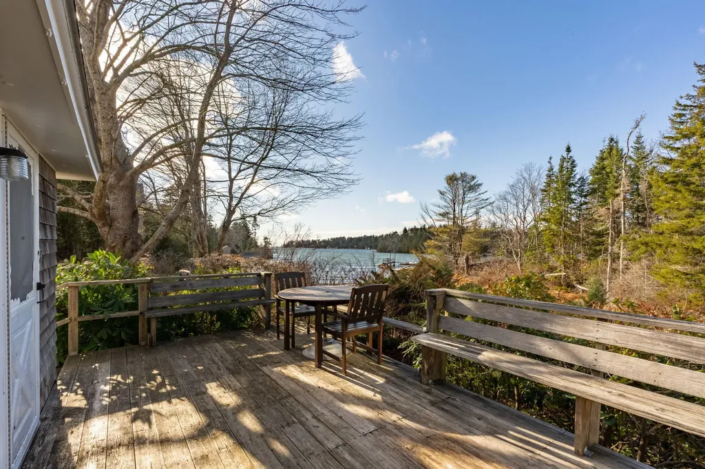 402 Long Point Road Harpswell ME 04079