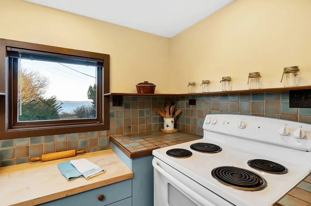 402 Long Point Road Harpswell ME 04079