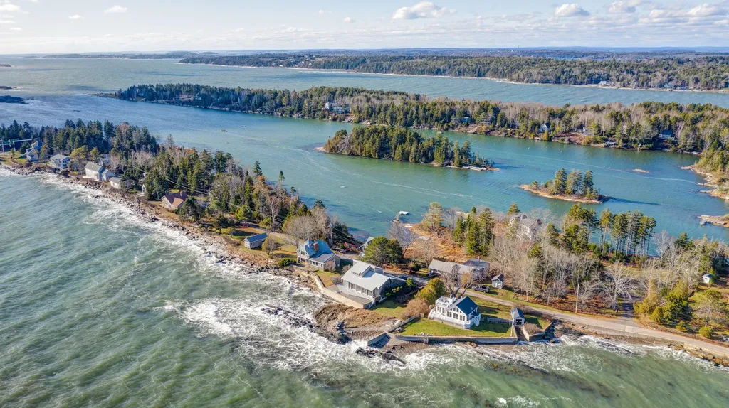 402 Long Point Road Harpswell ME 04079