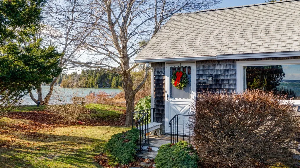 402 Long Point Road Harpswell ME 04079