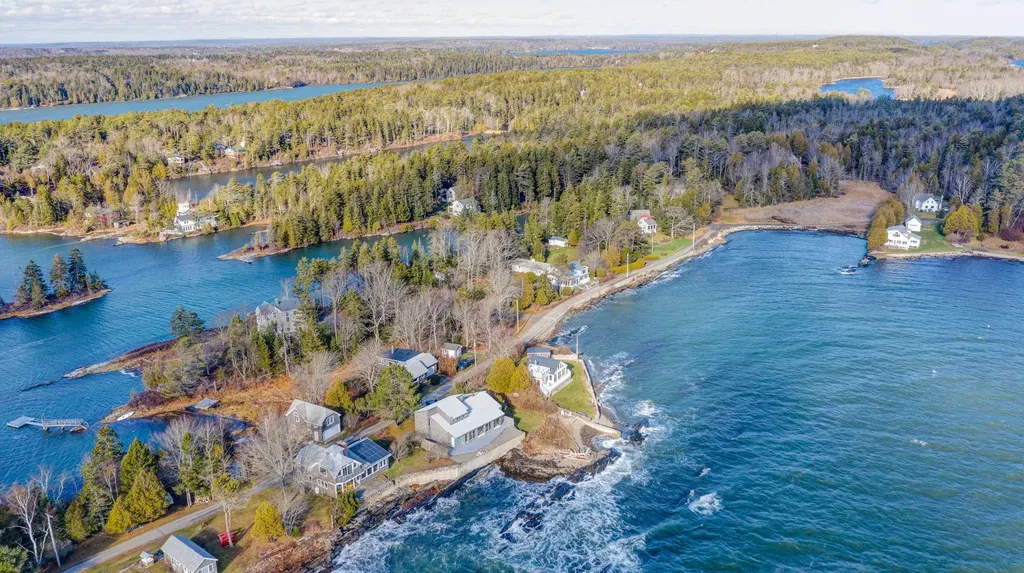 402 Long Point Road Harpswell ME 04079