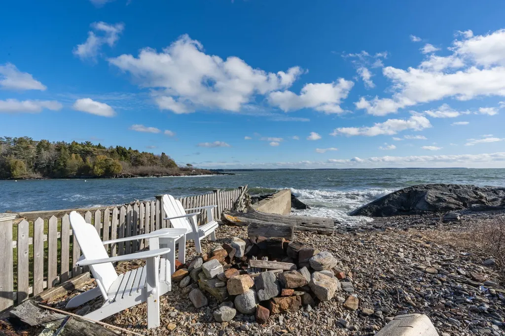402 Long Point Road Harpswell ME 04079