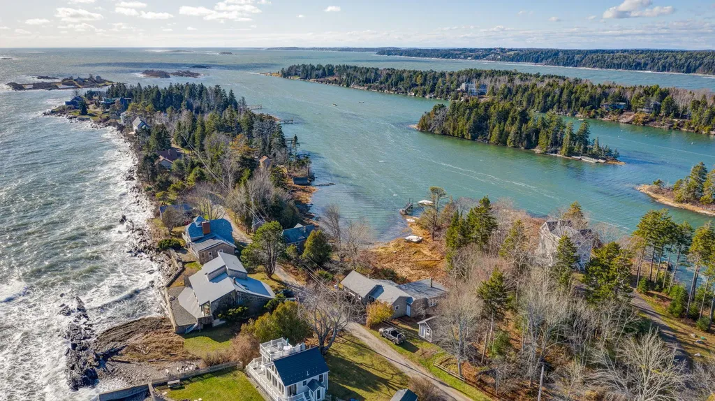 402 Long Point Road Harpswell ME 04079