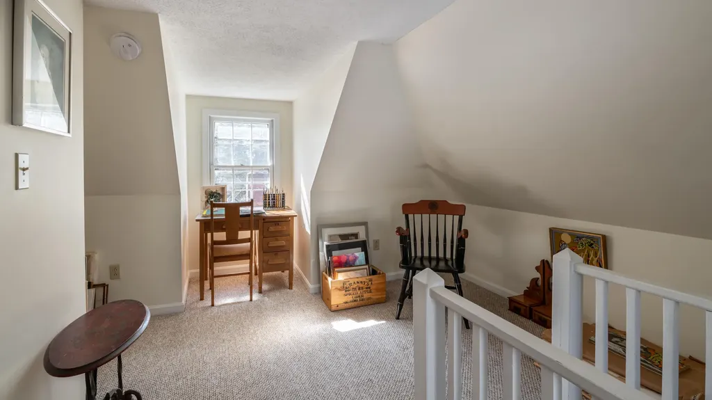 26 Mclellan Street Brunswick ME 04011