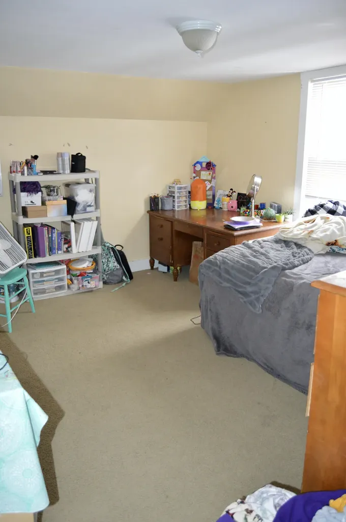 18 Oak Street Gardiner ME 04345