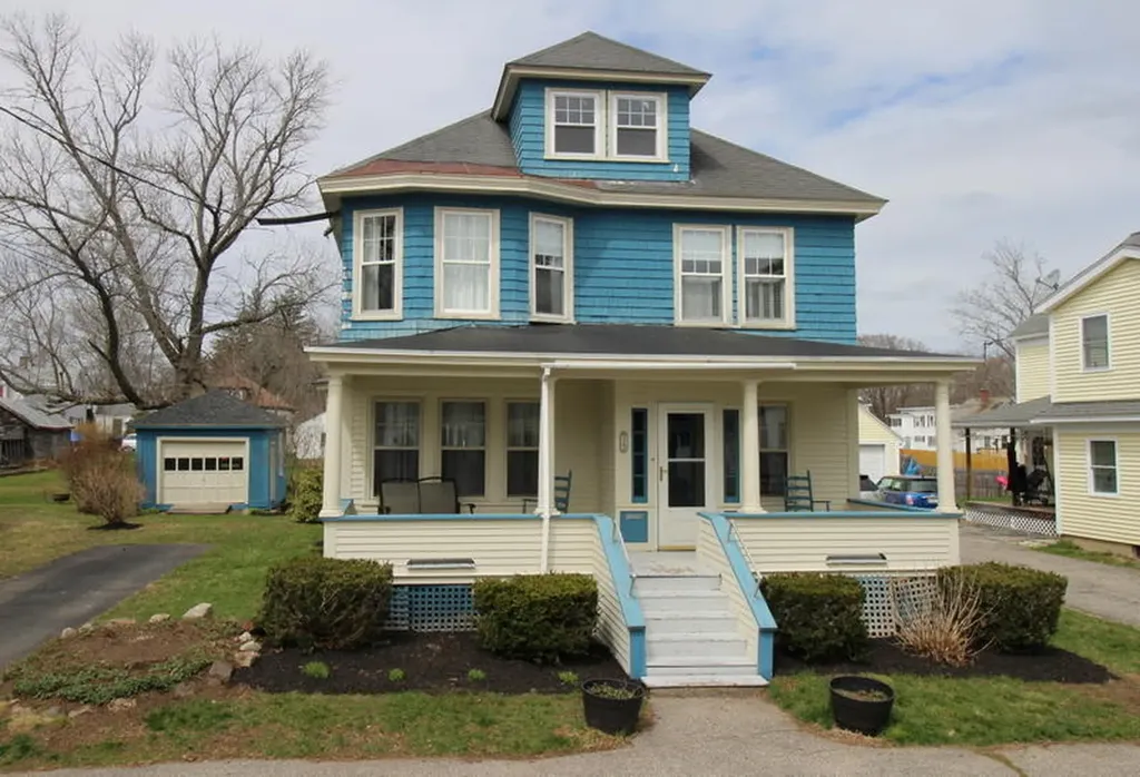 18 Locke Street Saco ME 04072