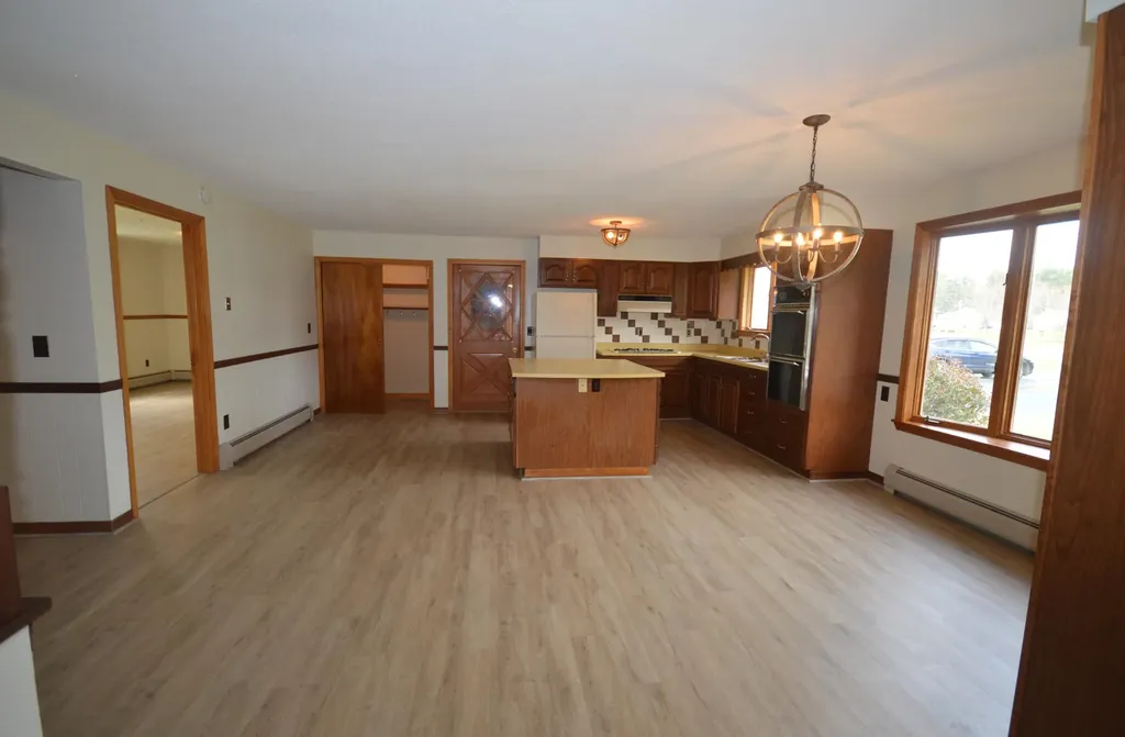 3 Independence Avenue Hampden ME 04444