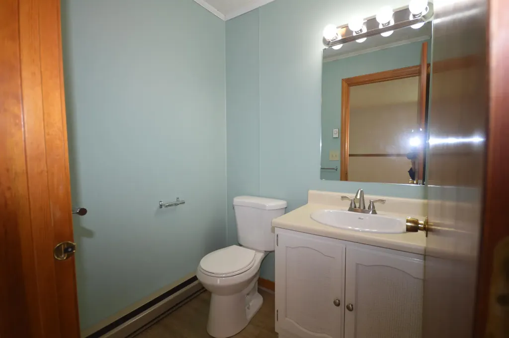 3 Independence Avenue Hampden ME 04444