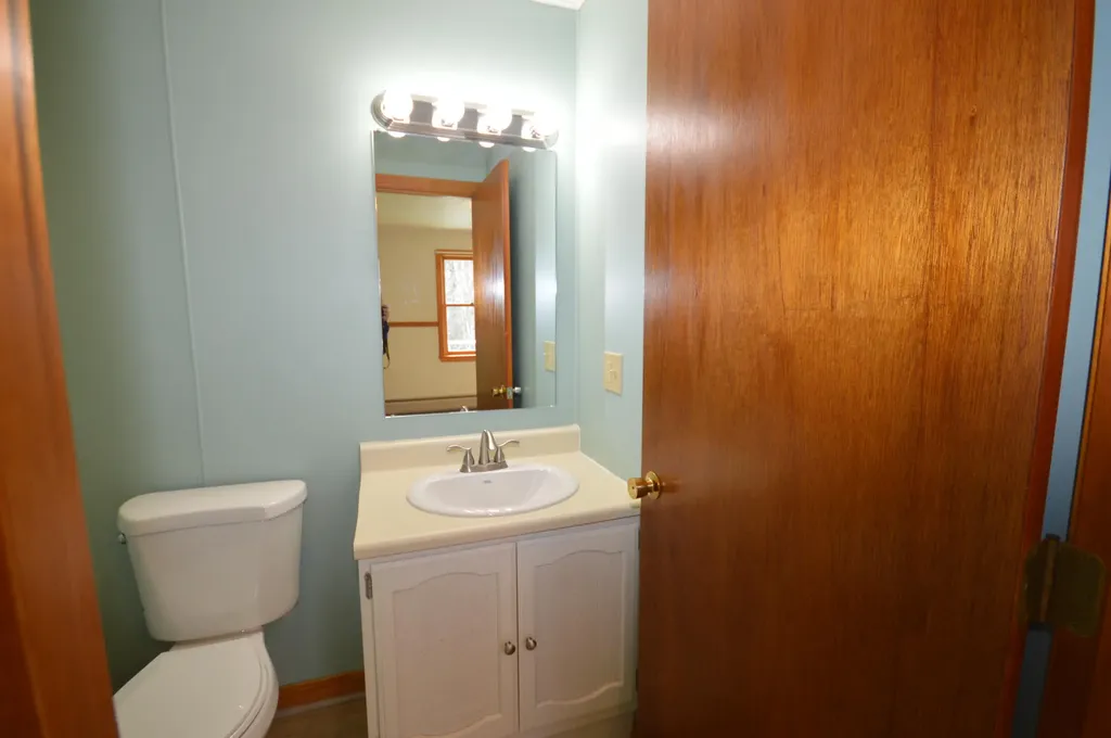 3 Independence Avenue Hampden ME 04444