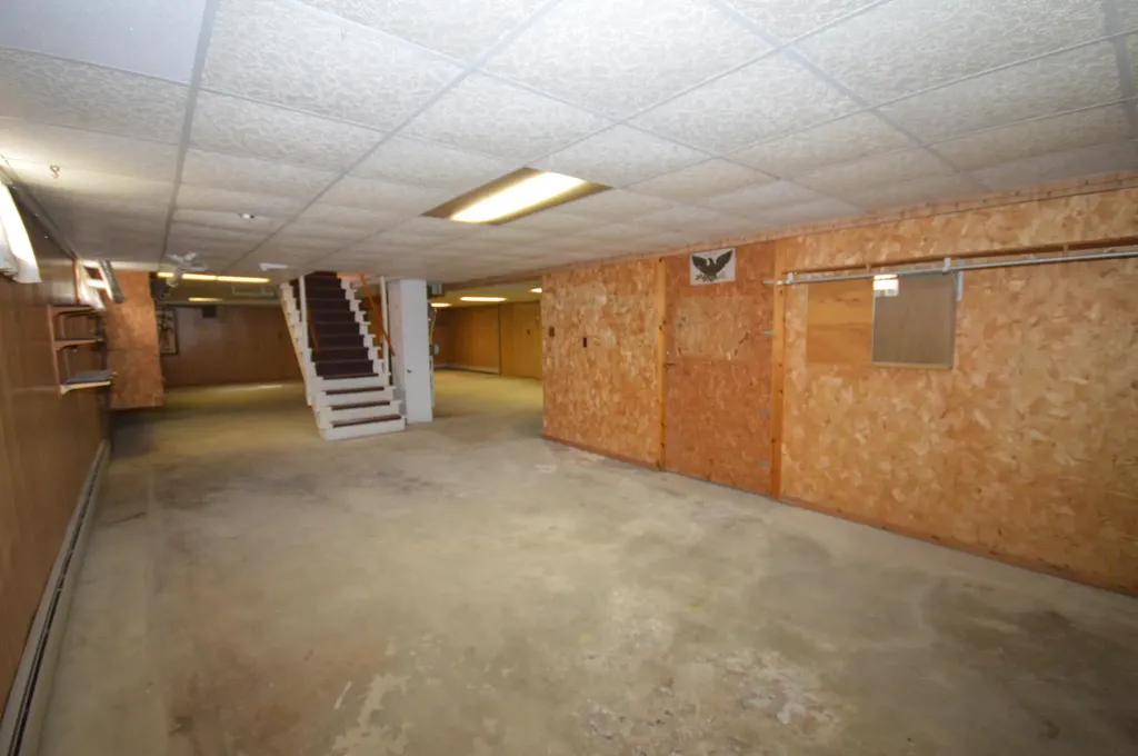 3 Independence Avenue Hampden ME 04444