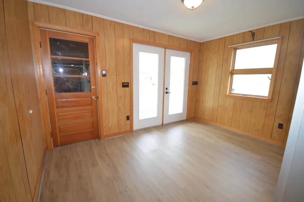 3 Independence Avenue Hampden ME 04444