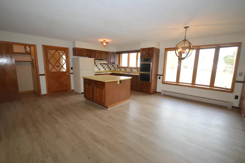 3 Independence Avenue Hampden ME 04444
