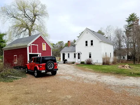 83 Gayton Road Lewiston ME 04240
