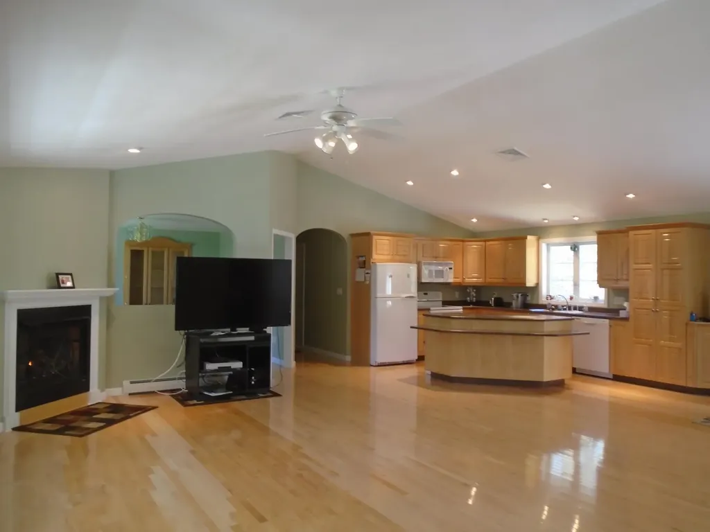 72 Beaulieu Drive Lyman ME 04002