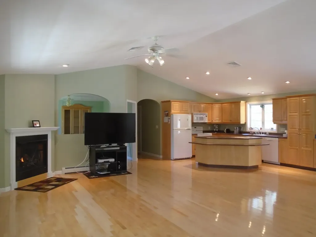 72 Beaulieu Drive Lyman ME 04002