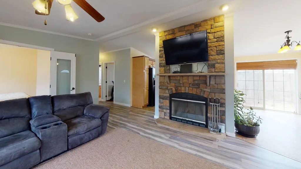 311 Palmer Road Pittston ME 04345