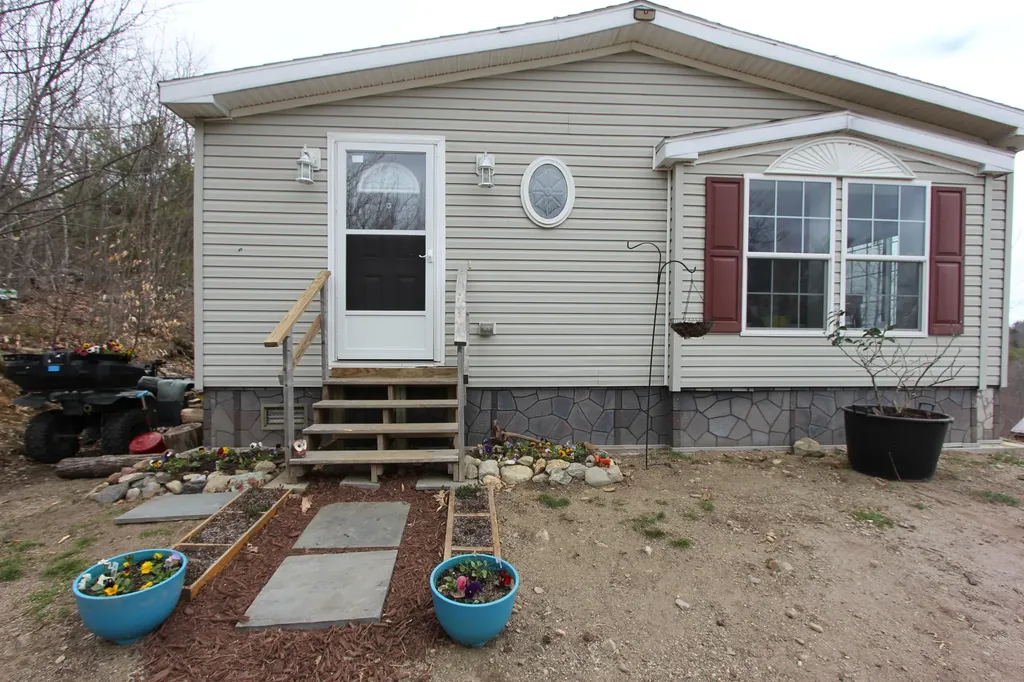 311 Palmer Road Pittston ME 04345